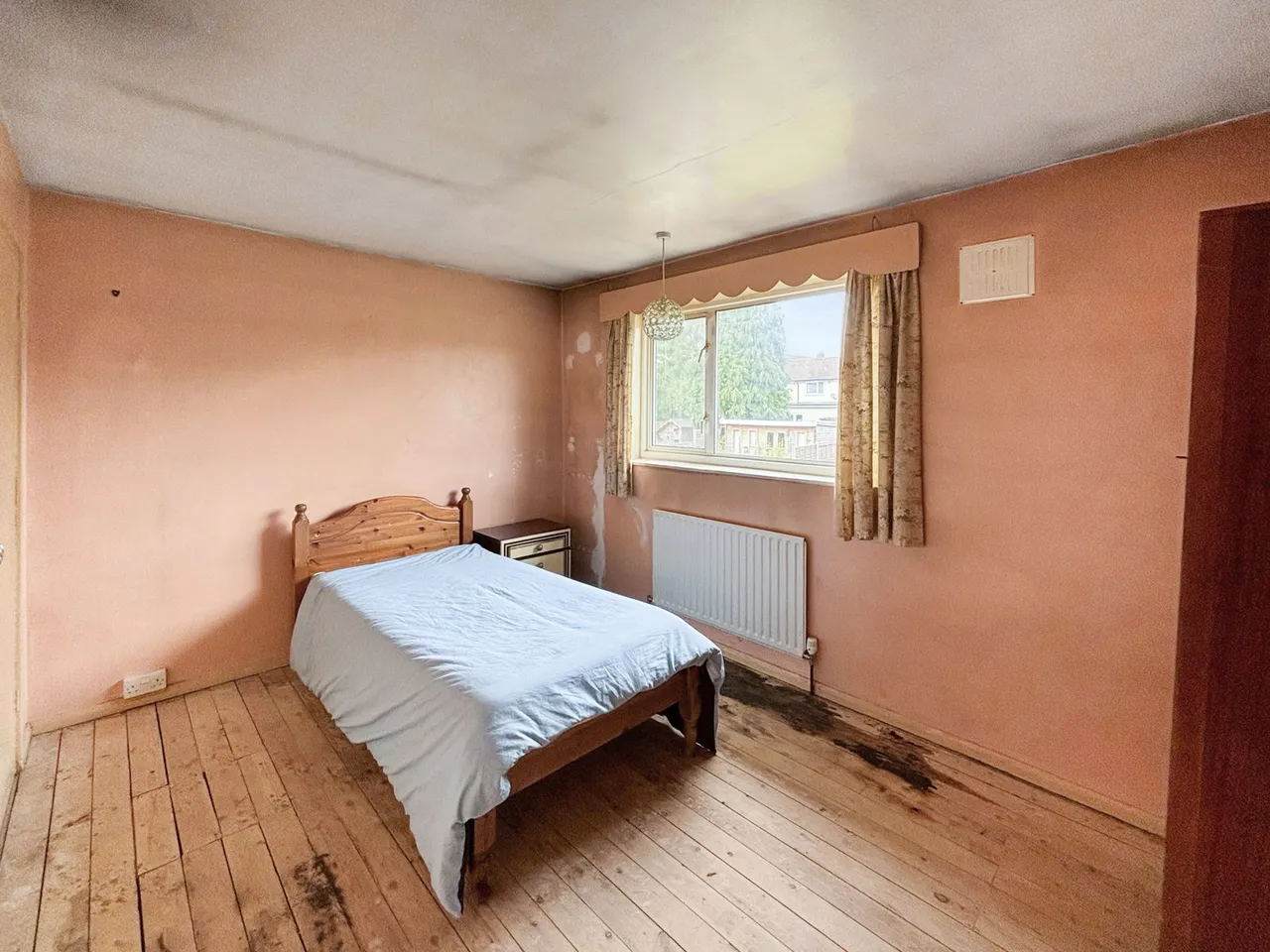 Hatch Gardens, Tadworth, KT20 5LE, photo 6