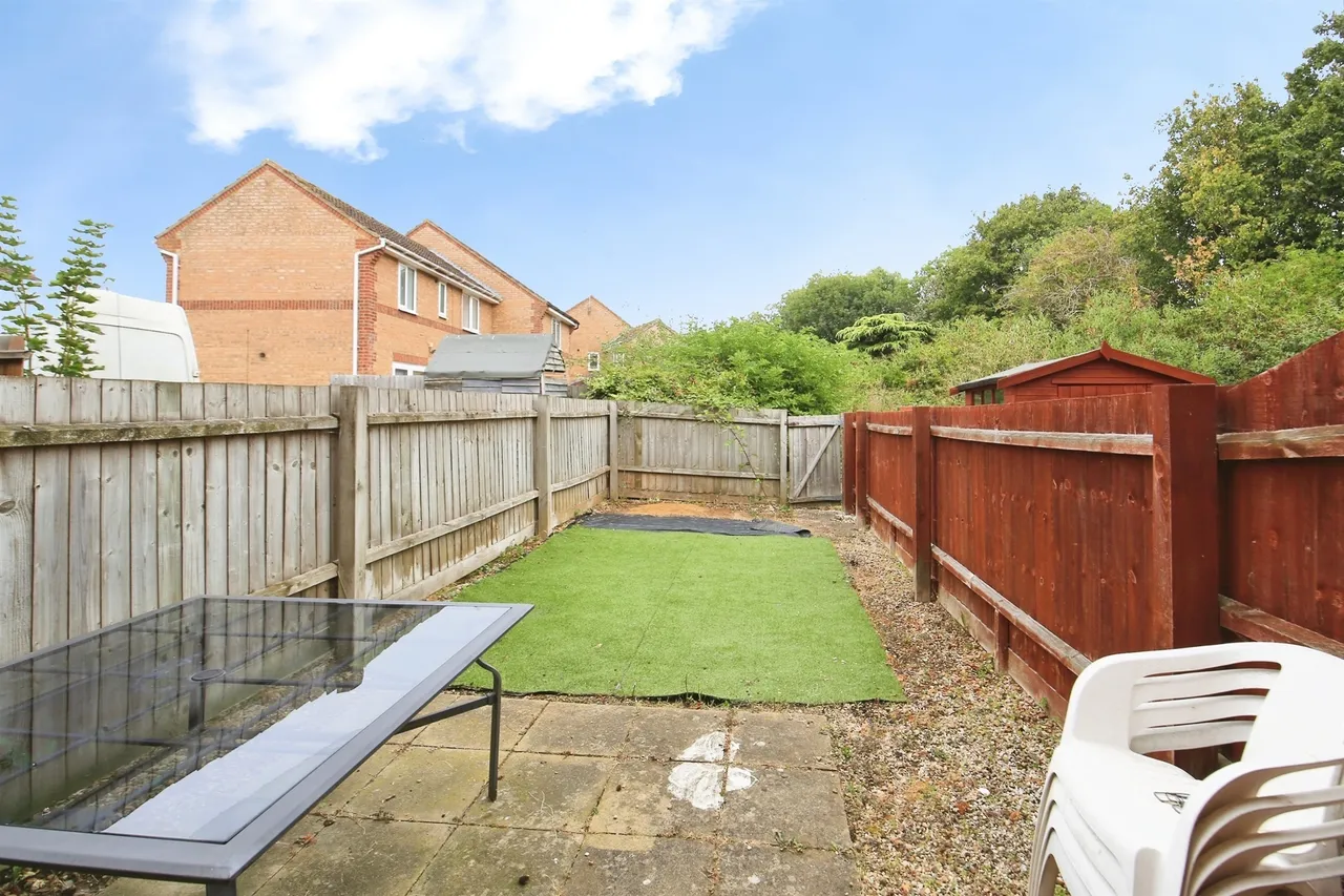 Farriers Court, Orton Longueville, PE2, photo 12
