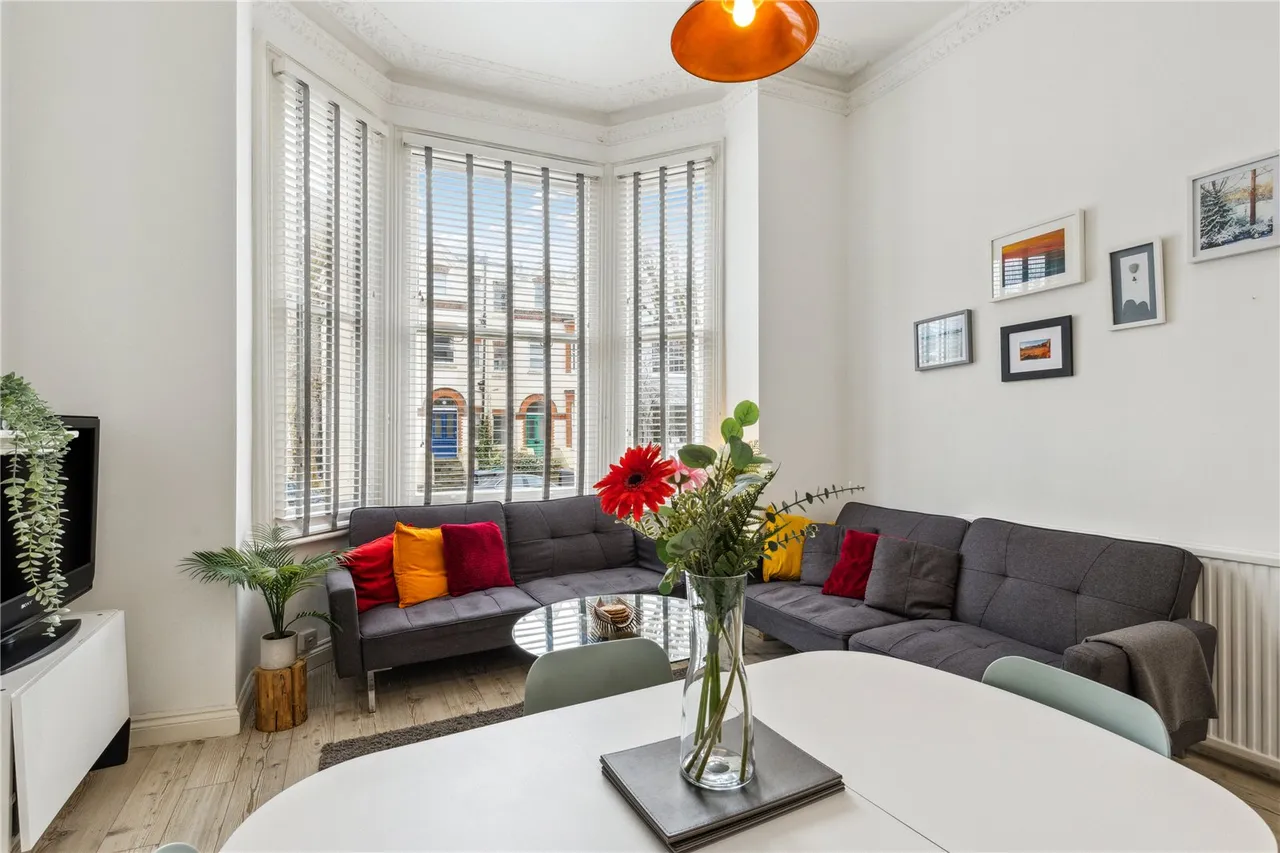 Brondesbury Villas, London, NW6, photo 2