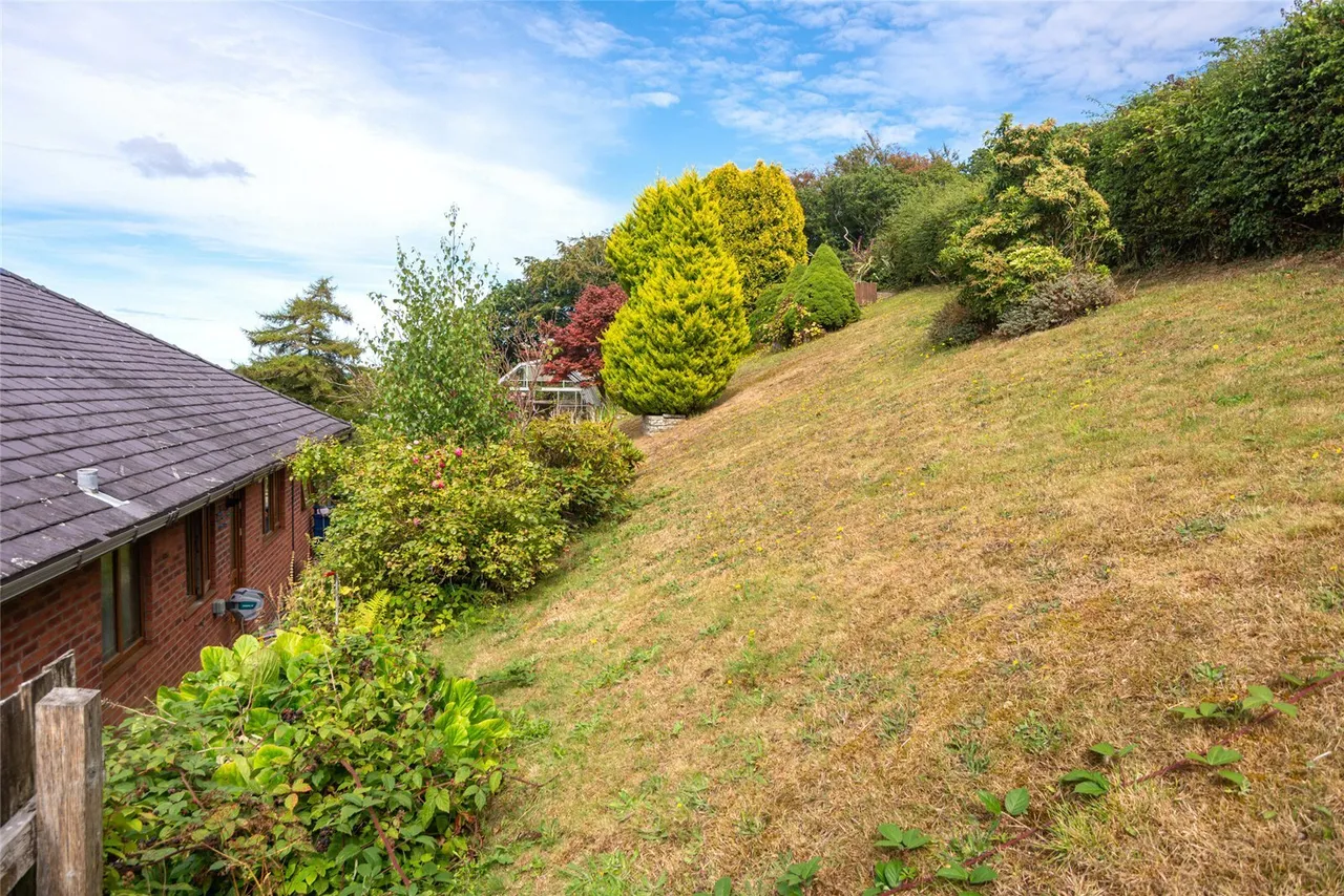 Treborth Road, Bangor, LL57, photo 37
