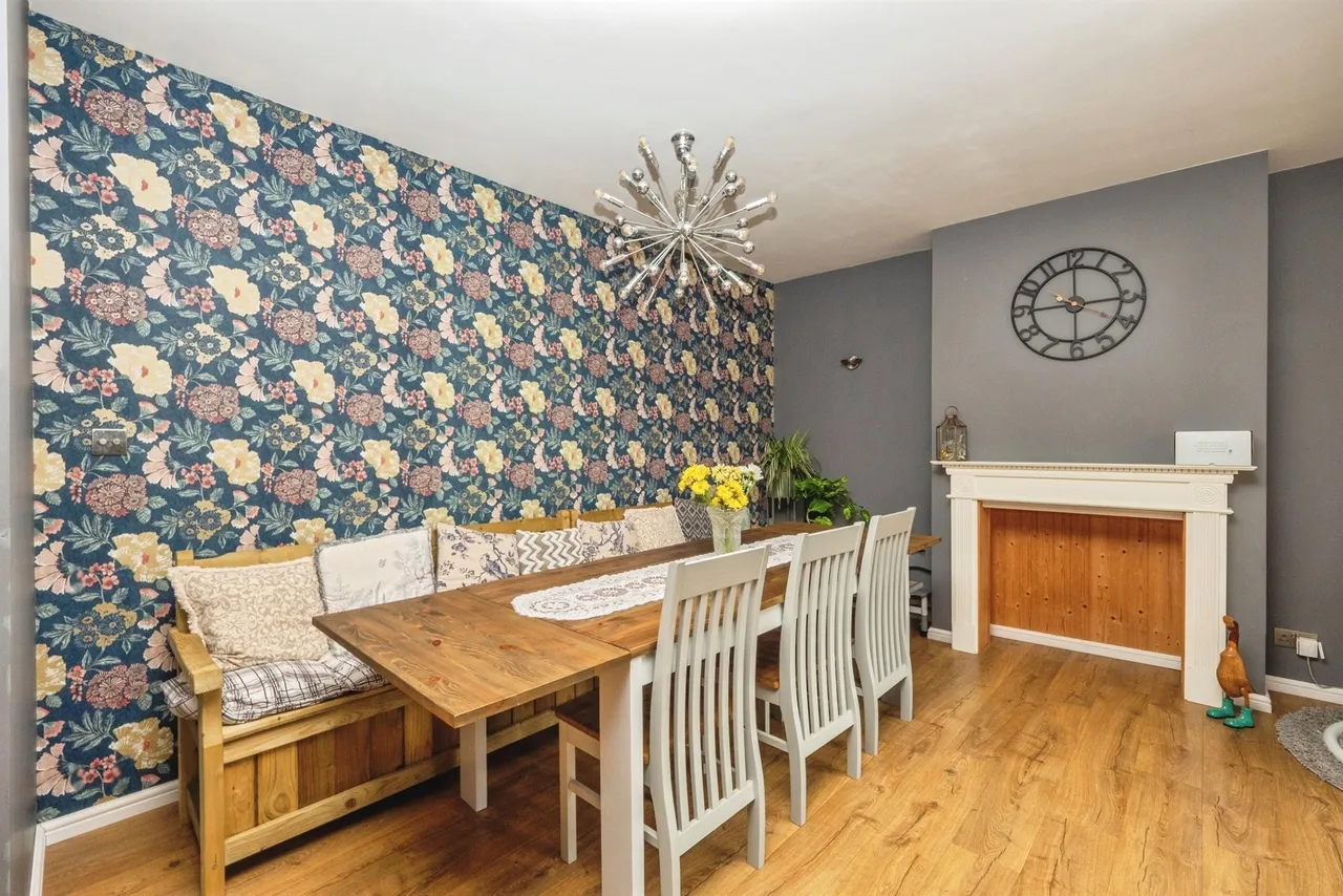 Rodwell Avenue, Weymouth, DT4, photo 5