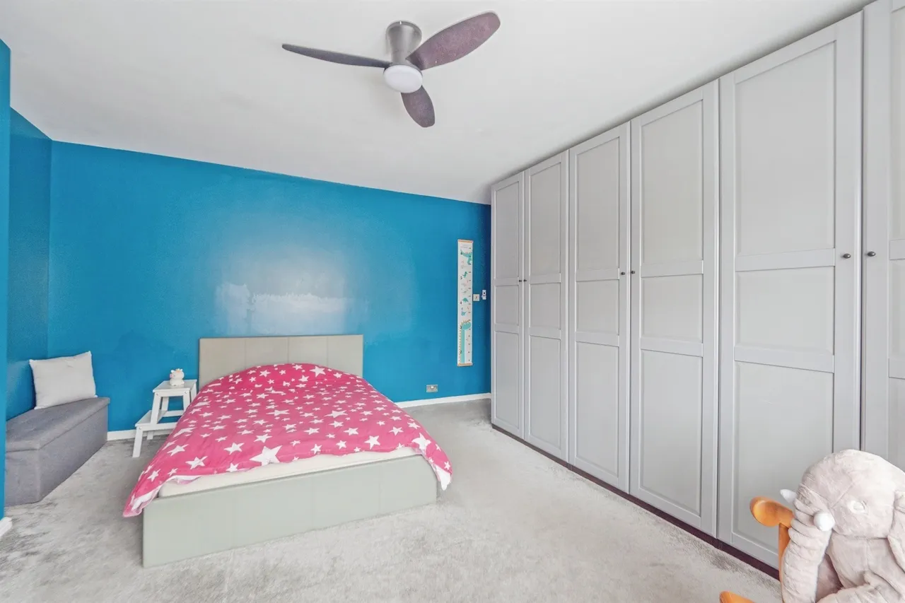 Rodwell Avenue, Weymouth, DT4, photo 9