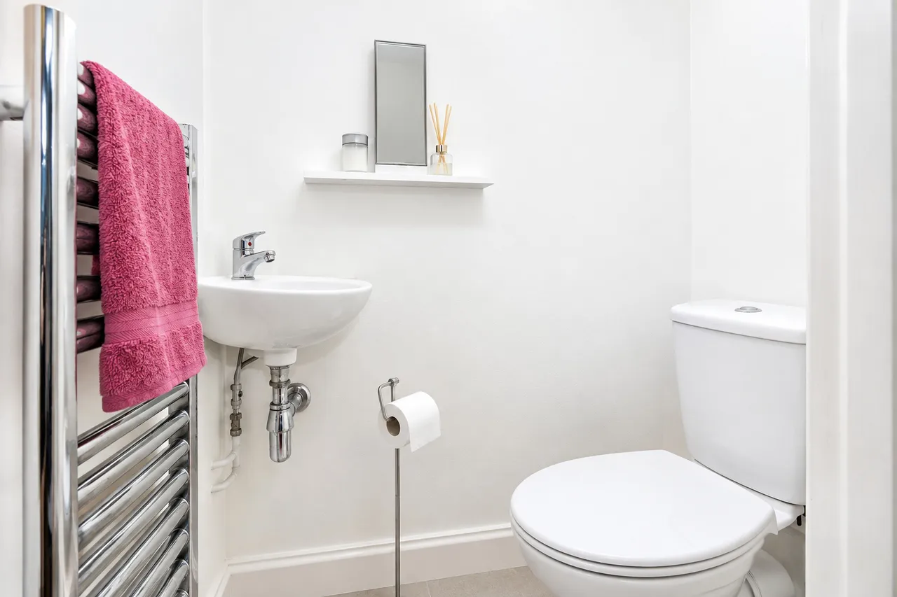 Rodwell Avenue, Weymouth, DT4, photo 12