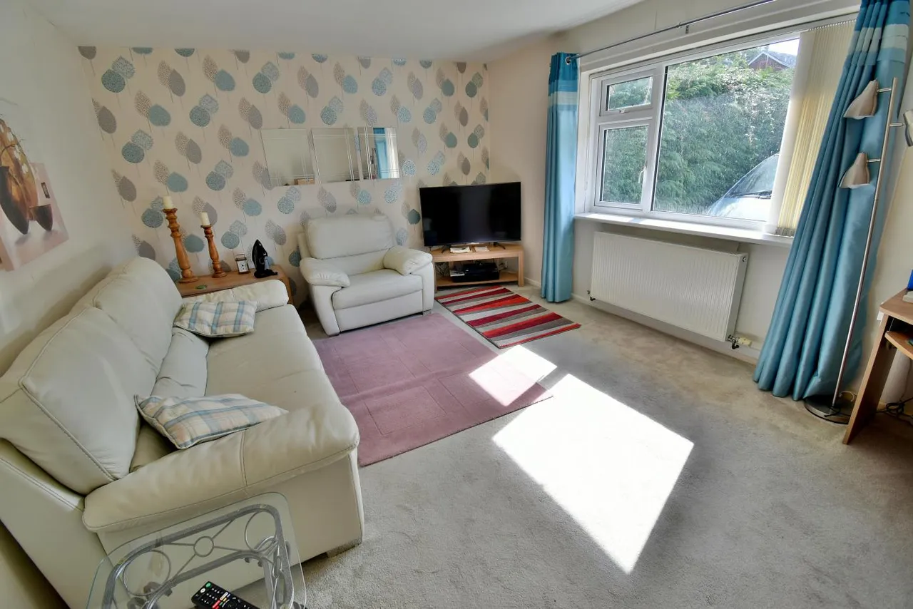 St Marys Road, BH22, photo 6