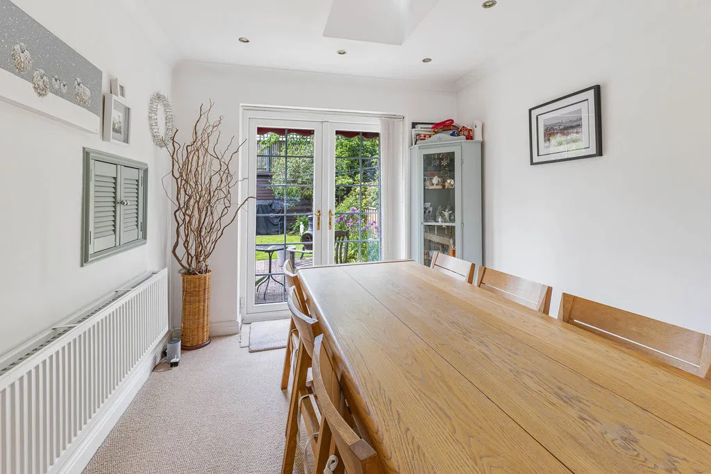 Rosefield Crescent, Rochdale OL16 5BD, photo 6