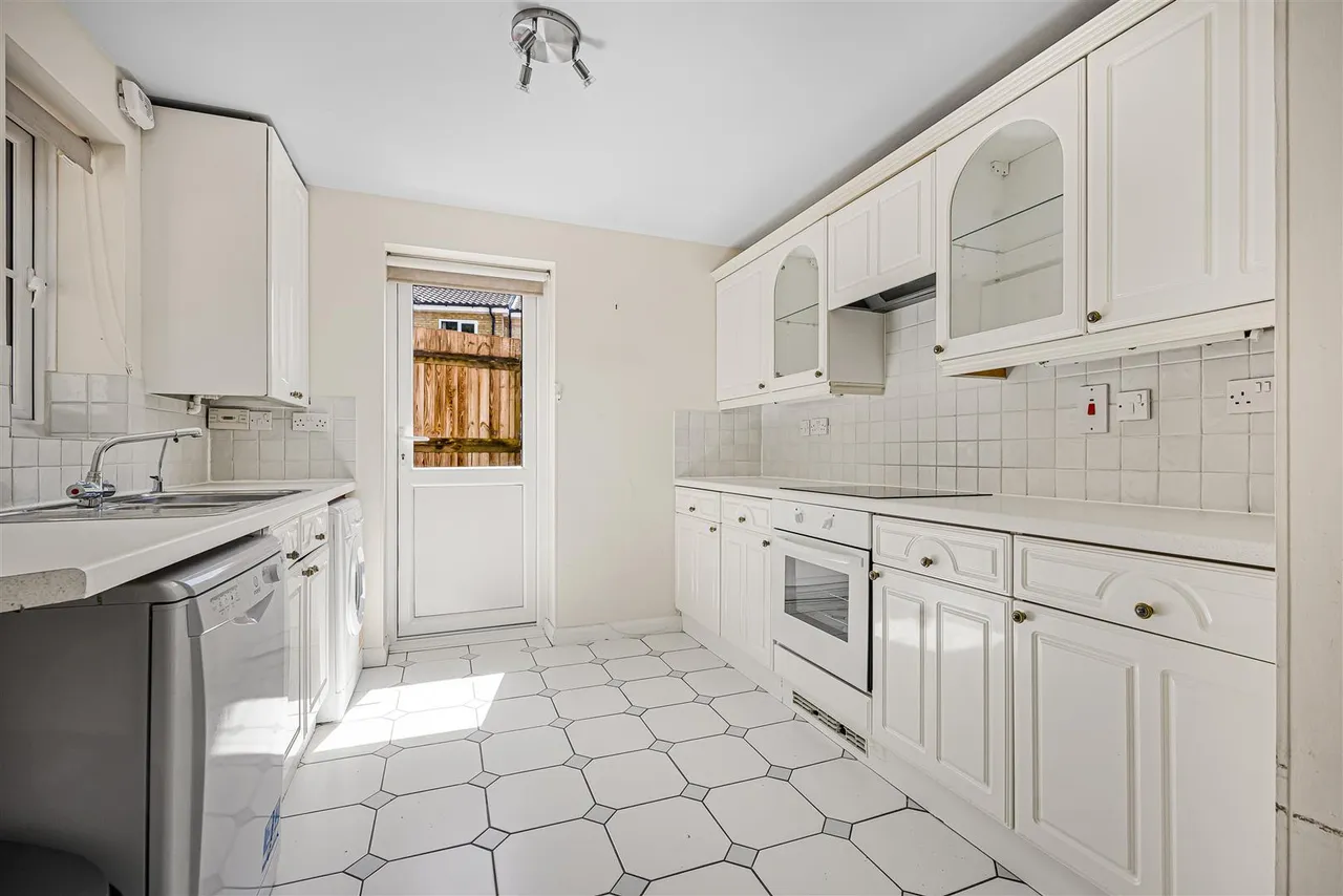 Morlais, Emmer Green, RG4, photo 3