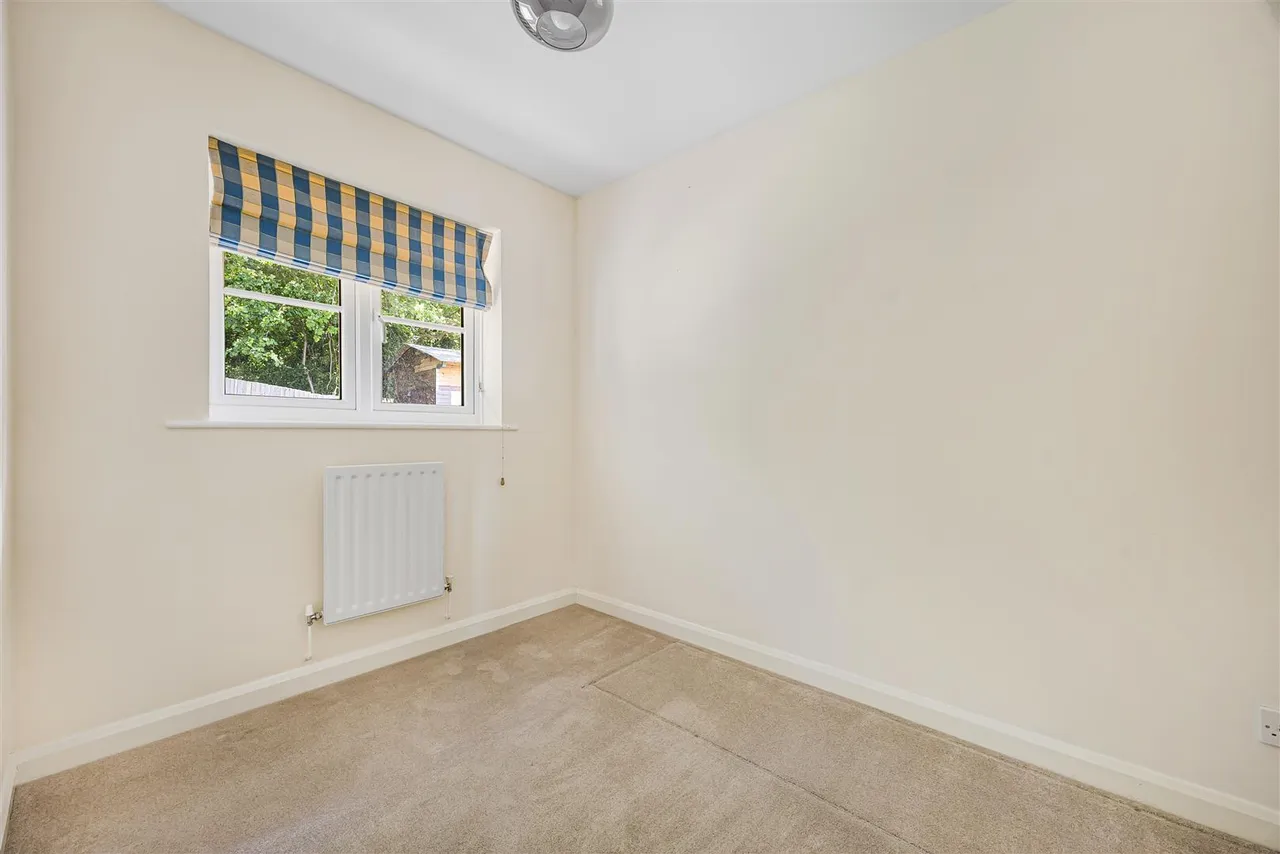 Morlais, Emmer Green, RG4, photo 16