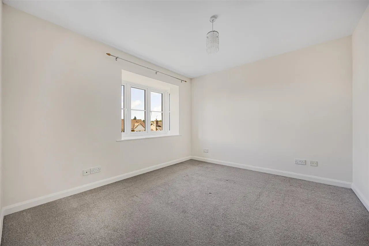 Morlais, Emmer Green, RG4, photo 8