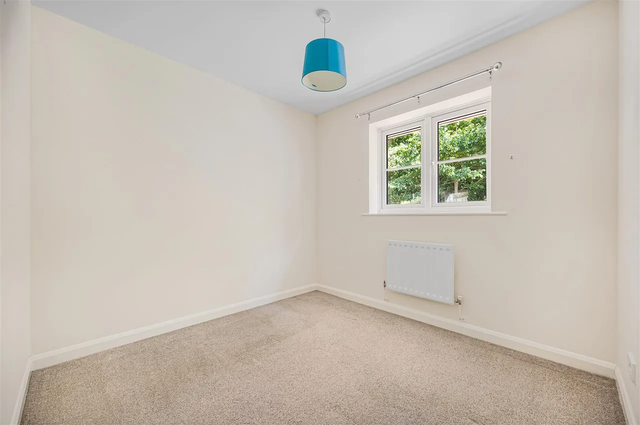 Morlais, Emmer Green, RG4, photo 15