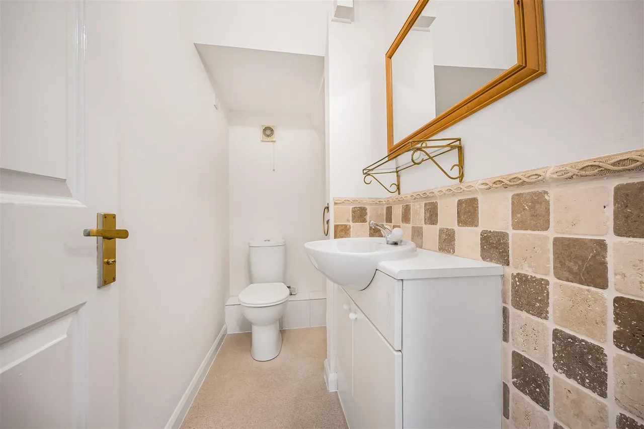 Morlais, Emmer Green, RG4, photo 19