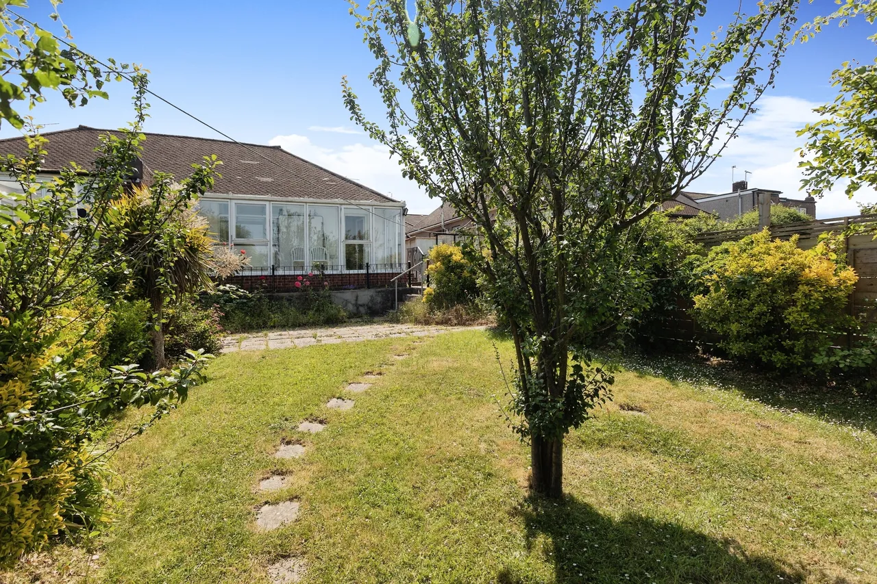 Strafford Avenue, Ilford, IG5, photo 14