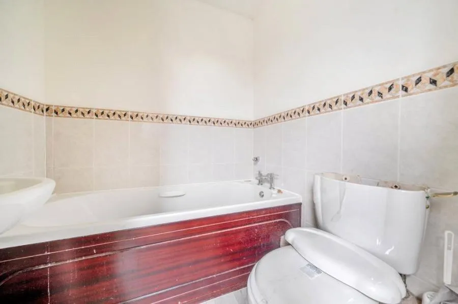 Heatherley Road, Camberley, GU15, photo 7