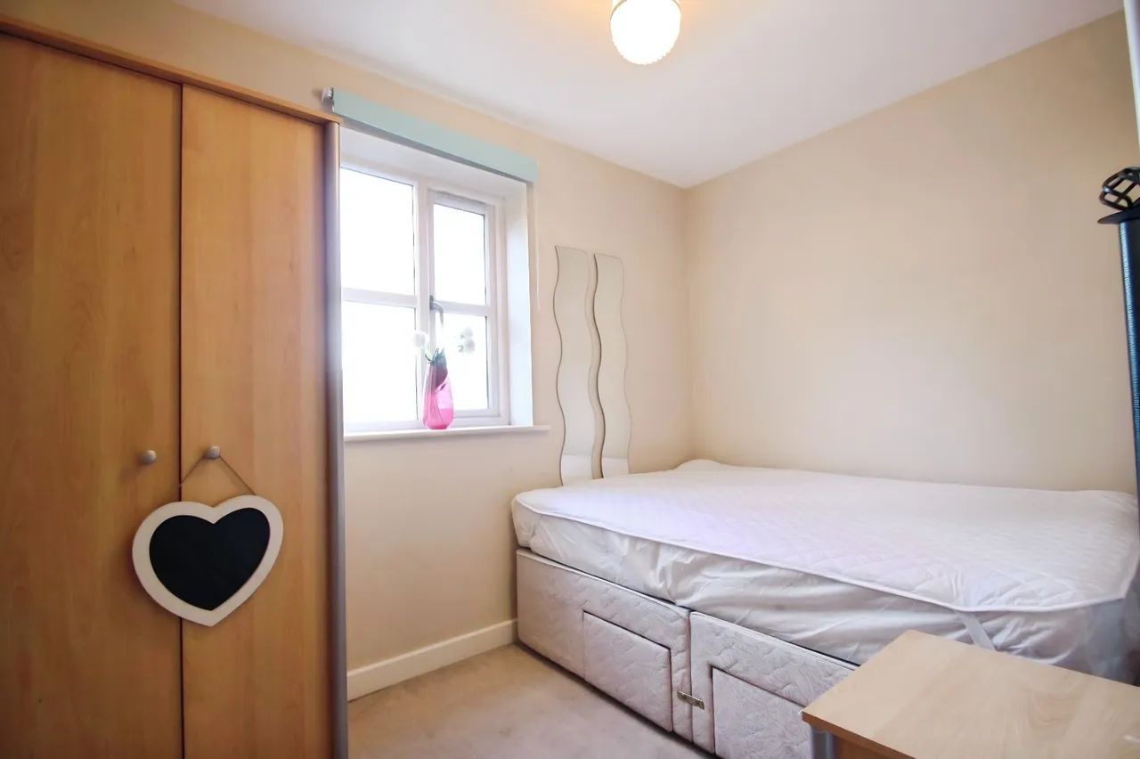 Turlow Court, Leeds, LS9, photo 13