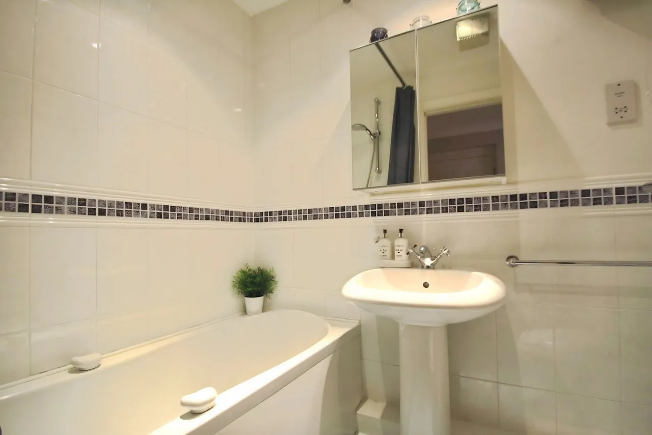 Turlow Court, Leeds, LS9, photo 14