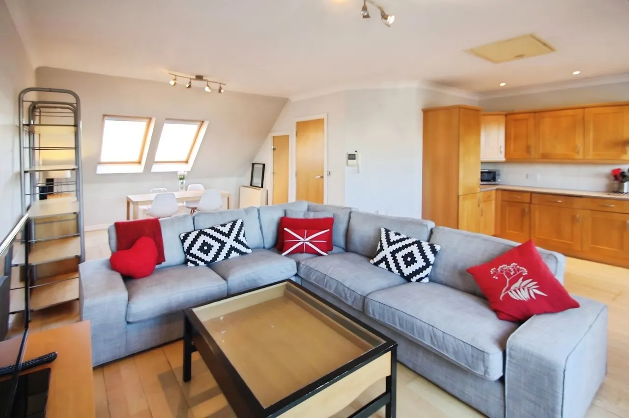 Turlow Court, Leeds, LS9, photo 4