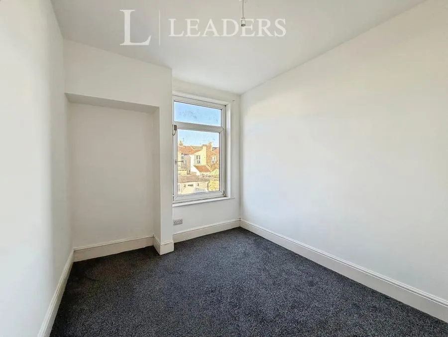 Queens Road, North End, PO2, photo 9