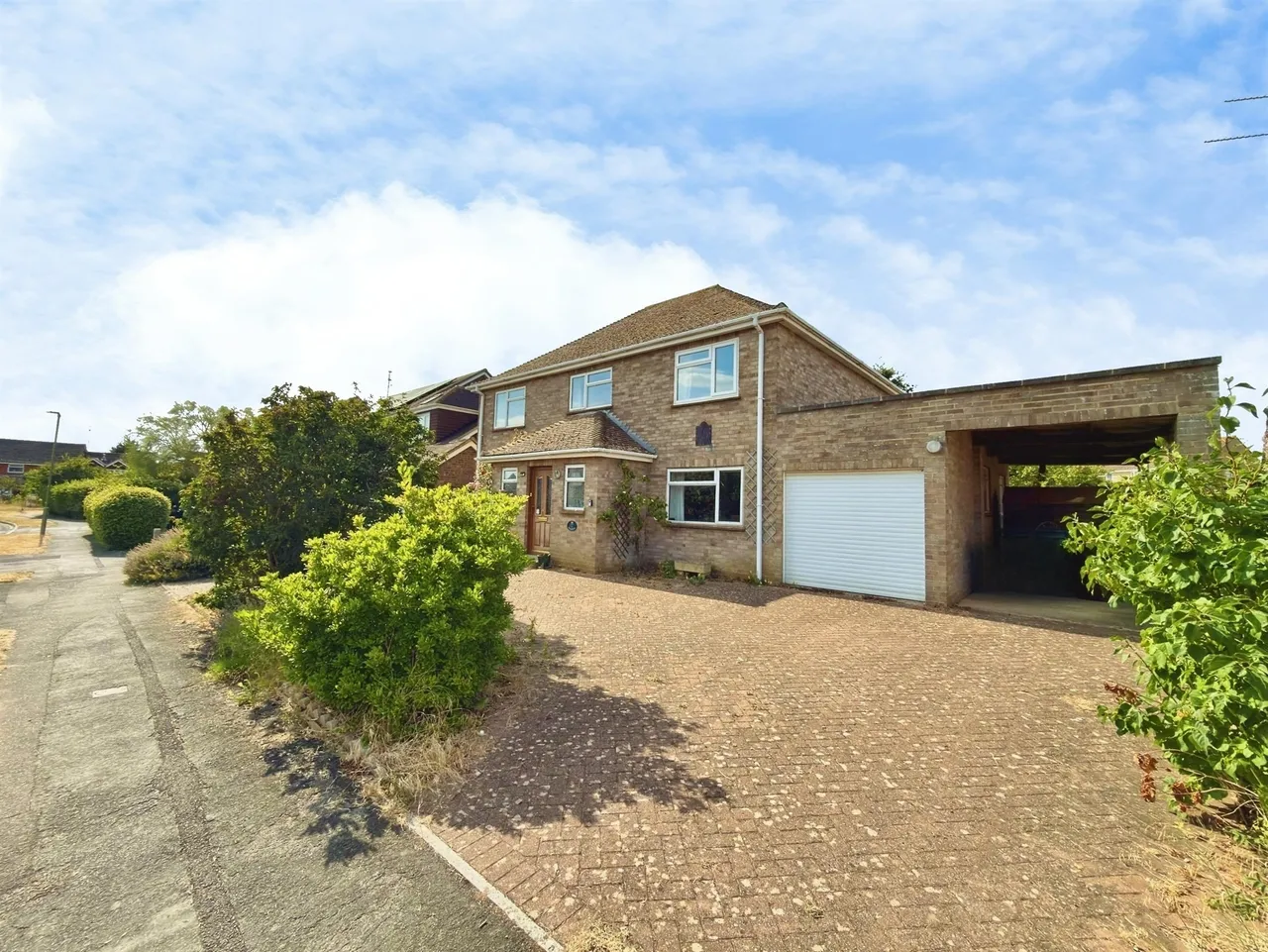 4 bed house for sale — Colton Road, Shrivenham