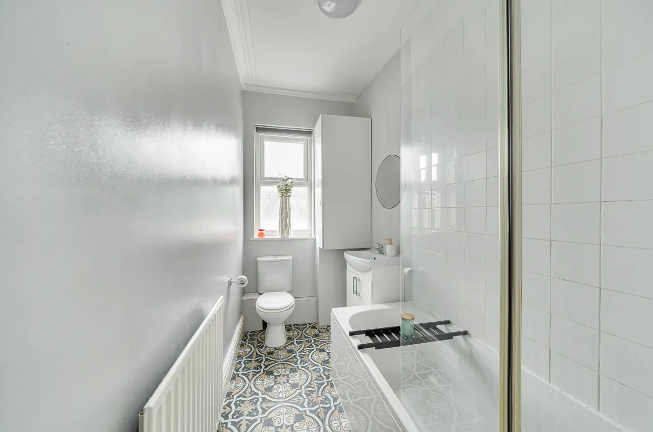 Roundhay Mount, Chapel Allerton, LS8, photo 17