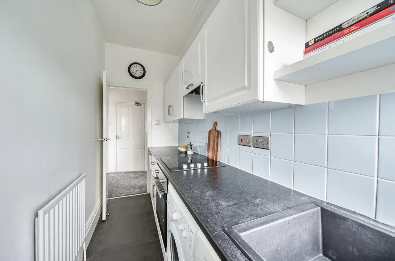 Roundhay Mount, Chapel Allerton, LS8, photo 11