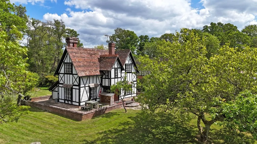 4 bed house for sale, Brockenhurst, Hampshire
