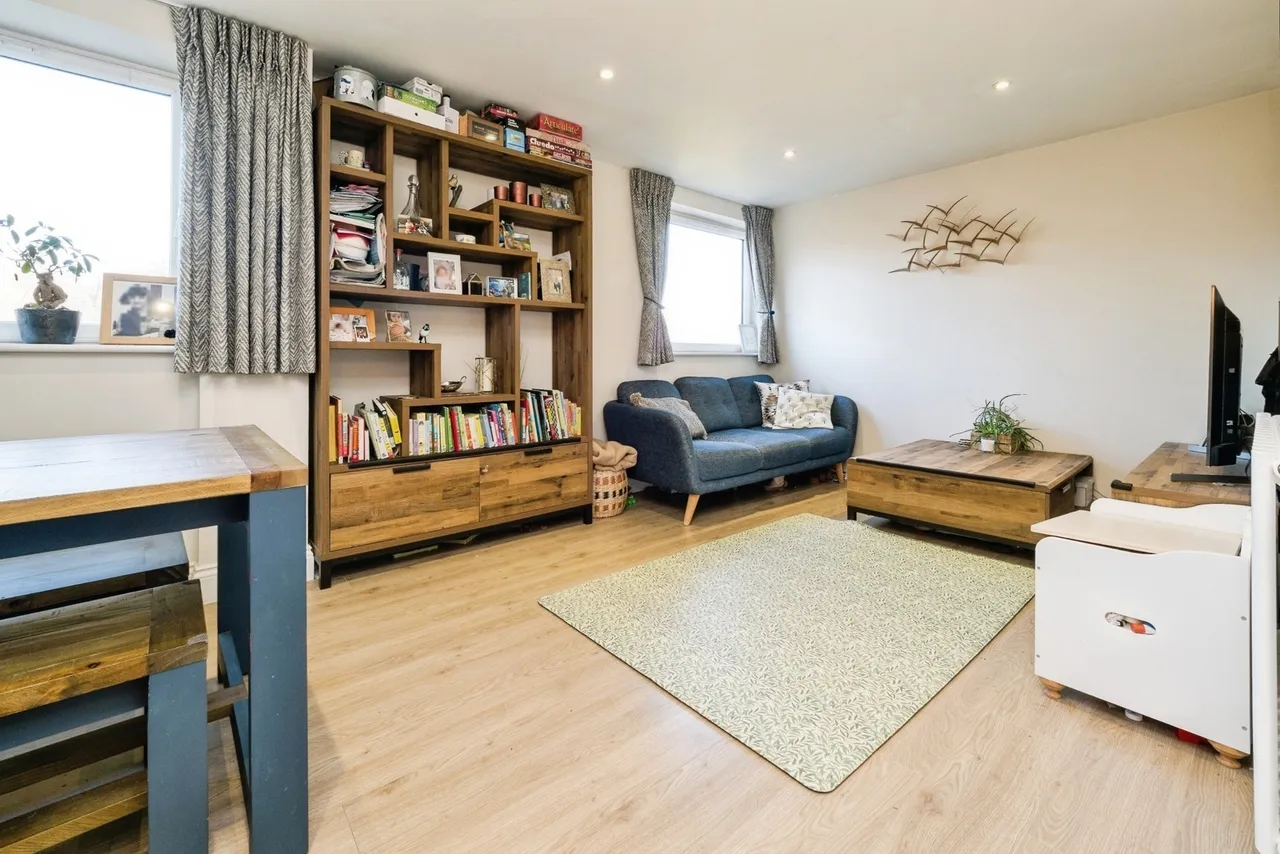 Belgrave Road, LONDON, London, E11, photo 2