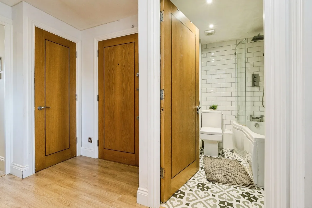 Belgrave Road, LONDON, London, E11, photo 13
