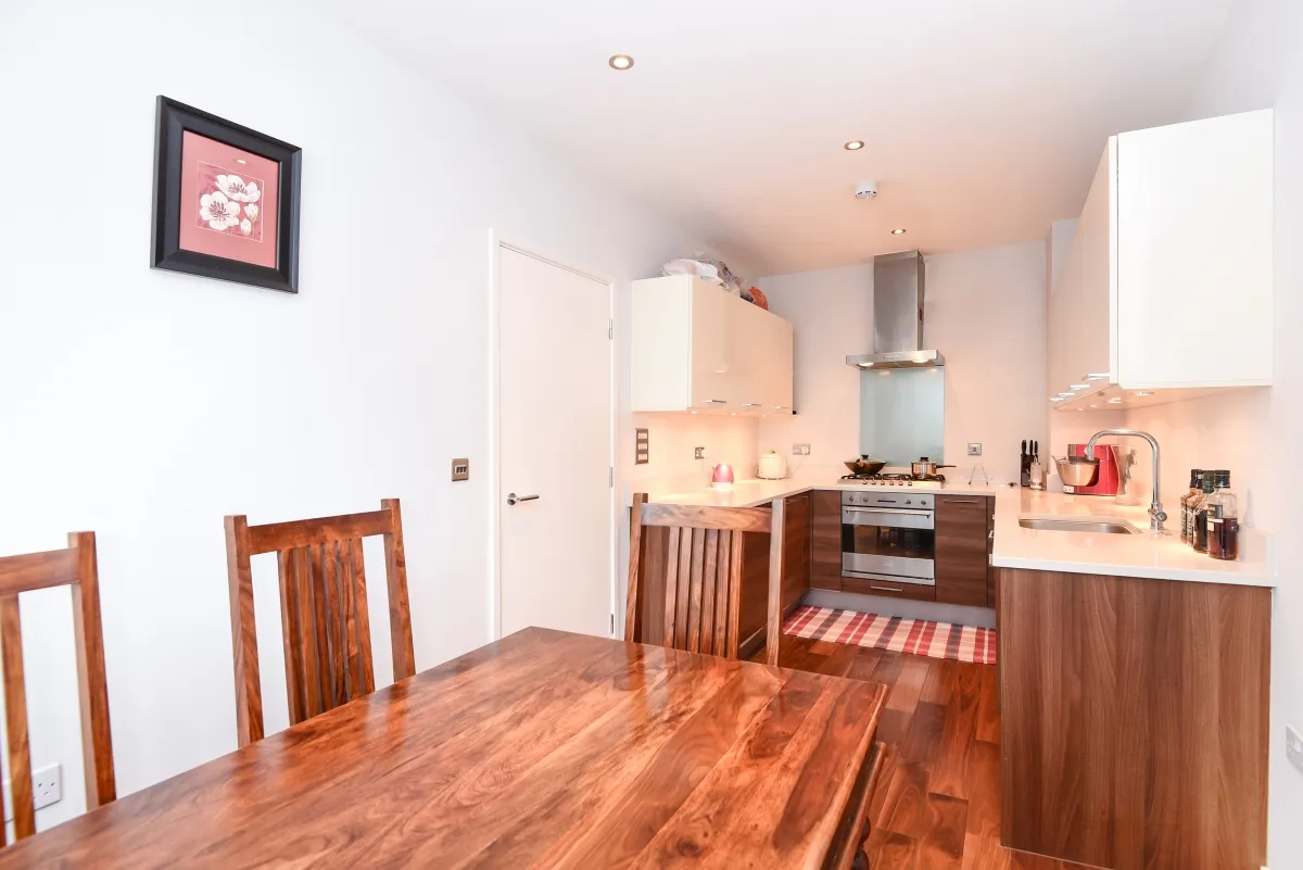 Elbe Street, Fulham, London, SW6, photo 4