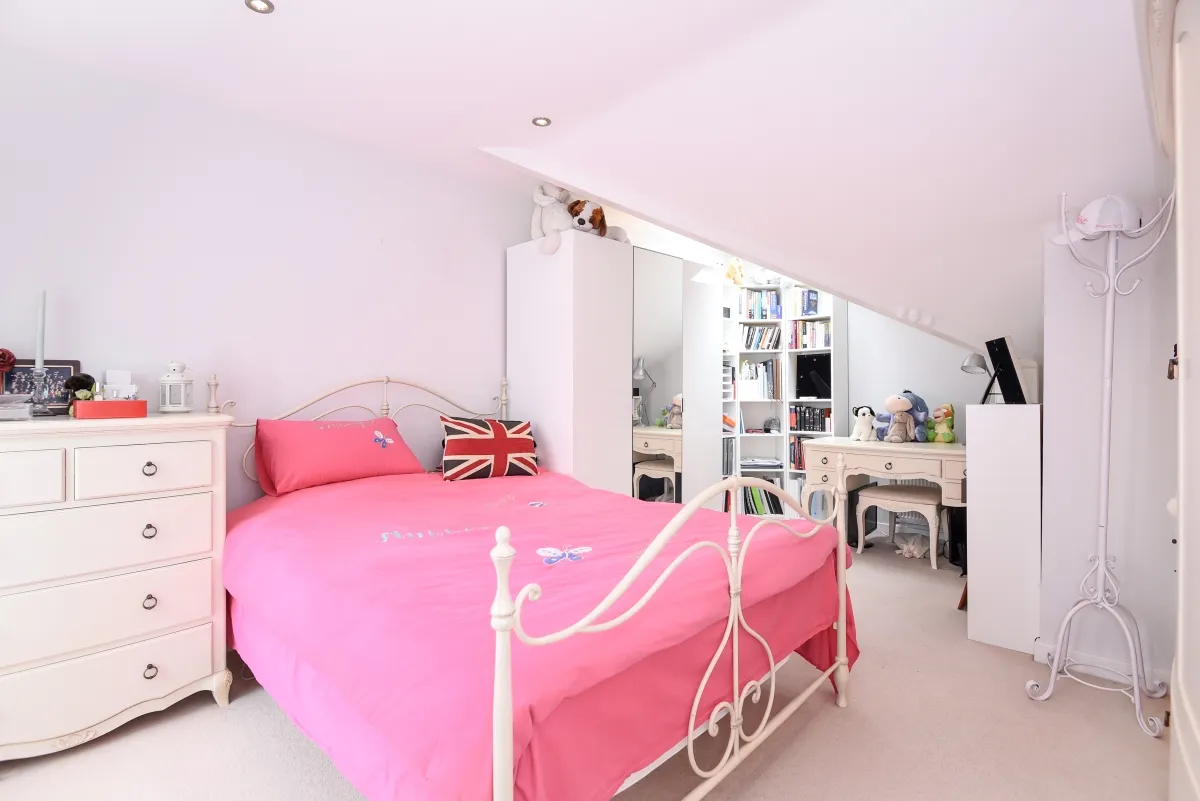 Elbe Street, Fulham, London, SW6, photo 6