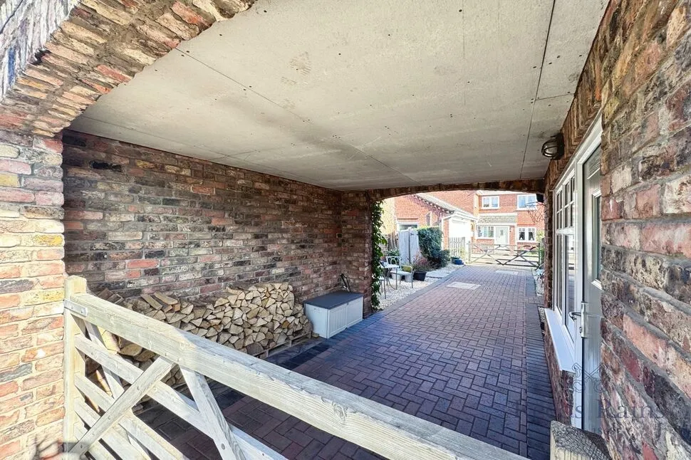 Main Street, Hemingbrough, YO8, photo 23
