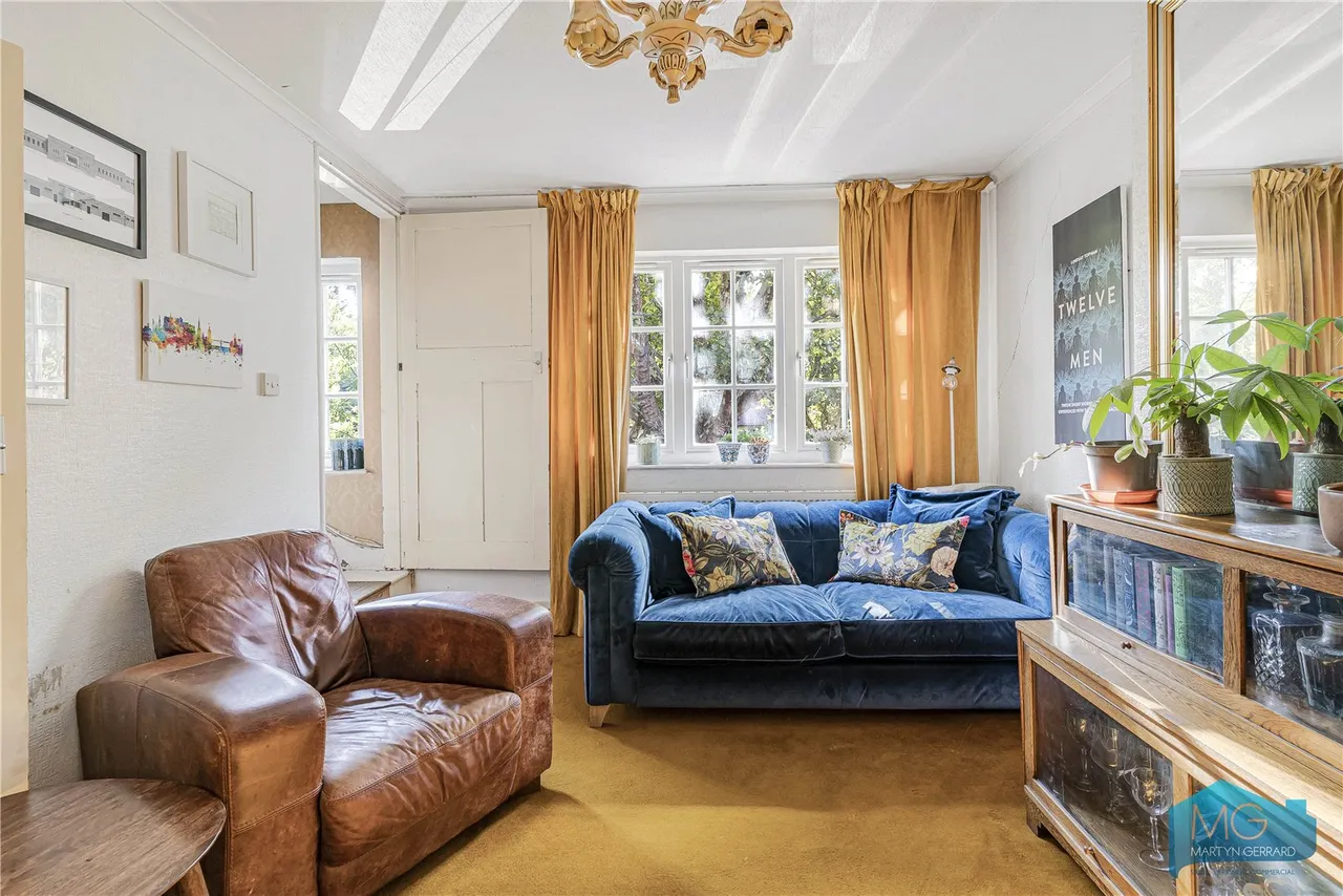 4 bed flat for sale, Croftdown Road, London, NW5