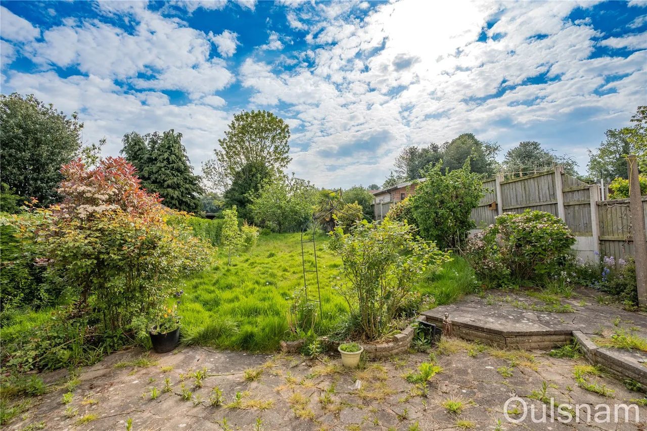 Penmanor, Finstall, Bromsgrove, Worcestershire, B60 3BY, photo 15