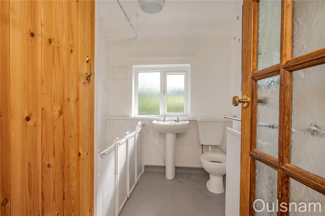 Penmanor, Finstall, Bromsgrove, Worcestershire, B60 3BY, photo 14