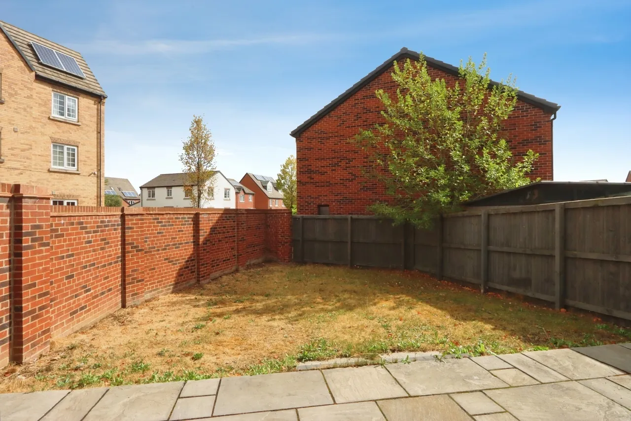 Bradwell Way, ROTHERHAM, South Yorkshire, S60, photo 22