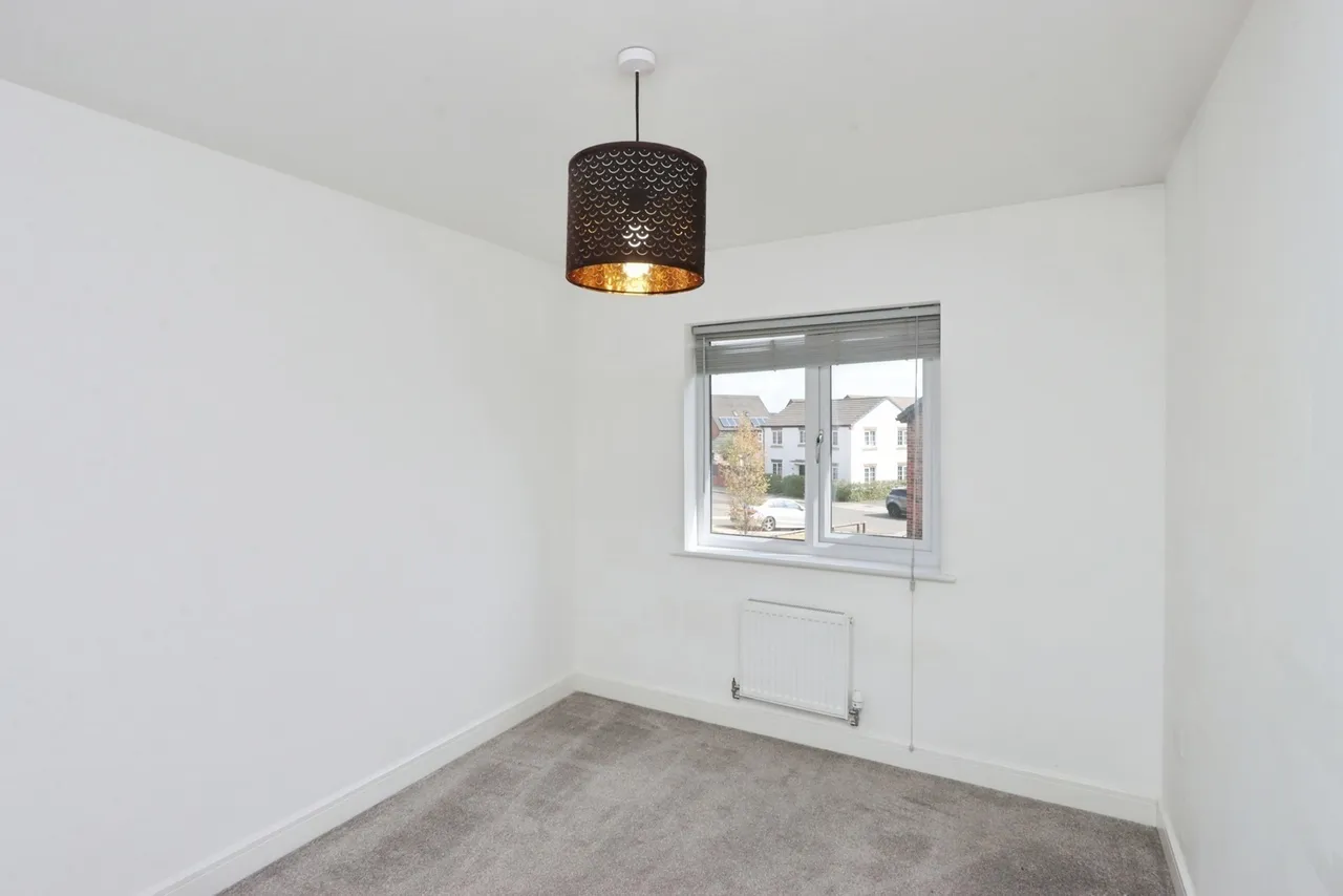 Bradwell Way, ROTHERHAM, South Yorkshire, S60, photo 15