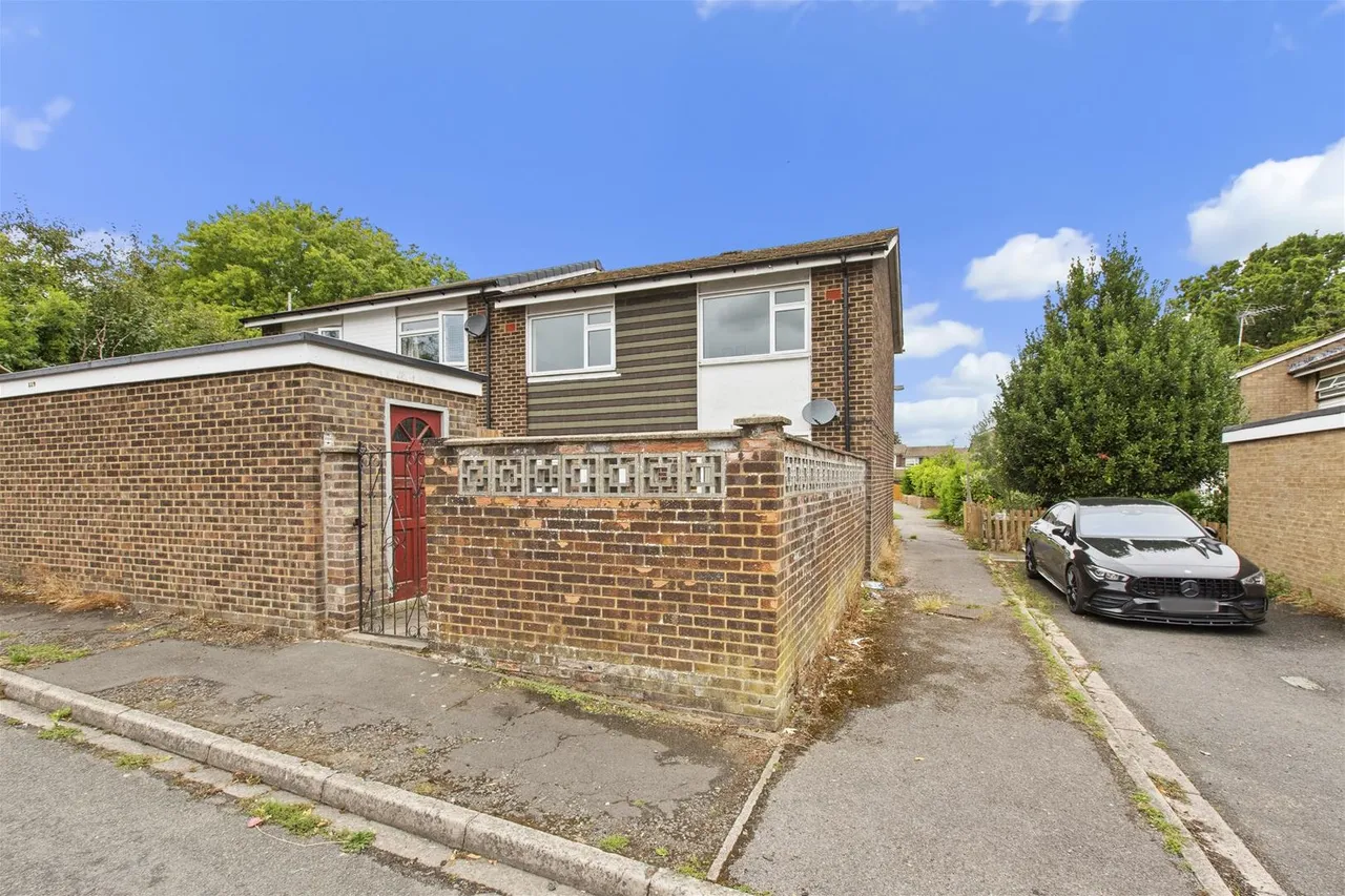 Hithercroft Road, High Wycombe, HP13, photo 12