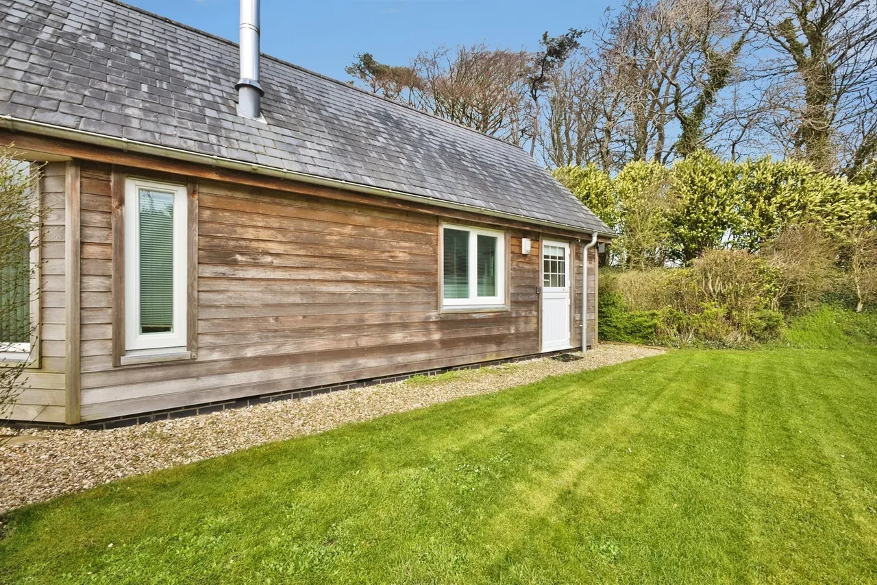 Swandown, Cricket St. Thomas, Chard, photo 10