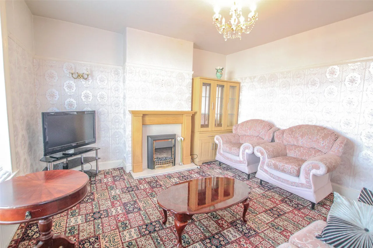 Tom Lane, Crosland Moor, HD4, photo 6