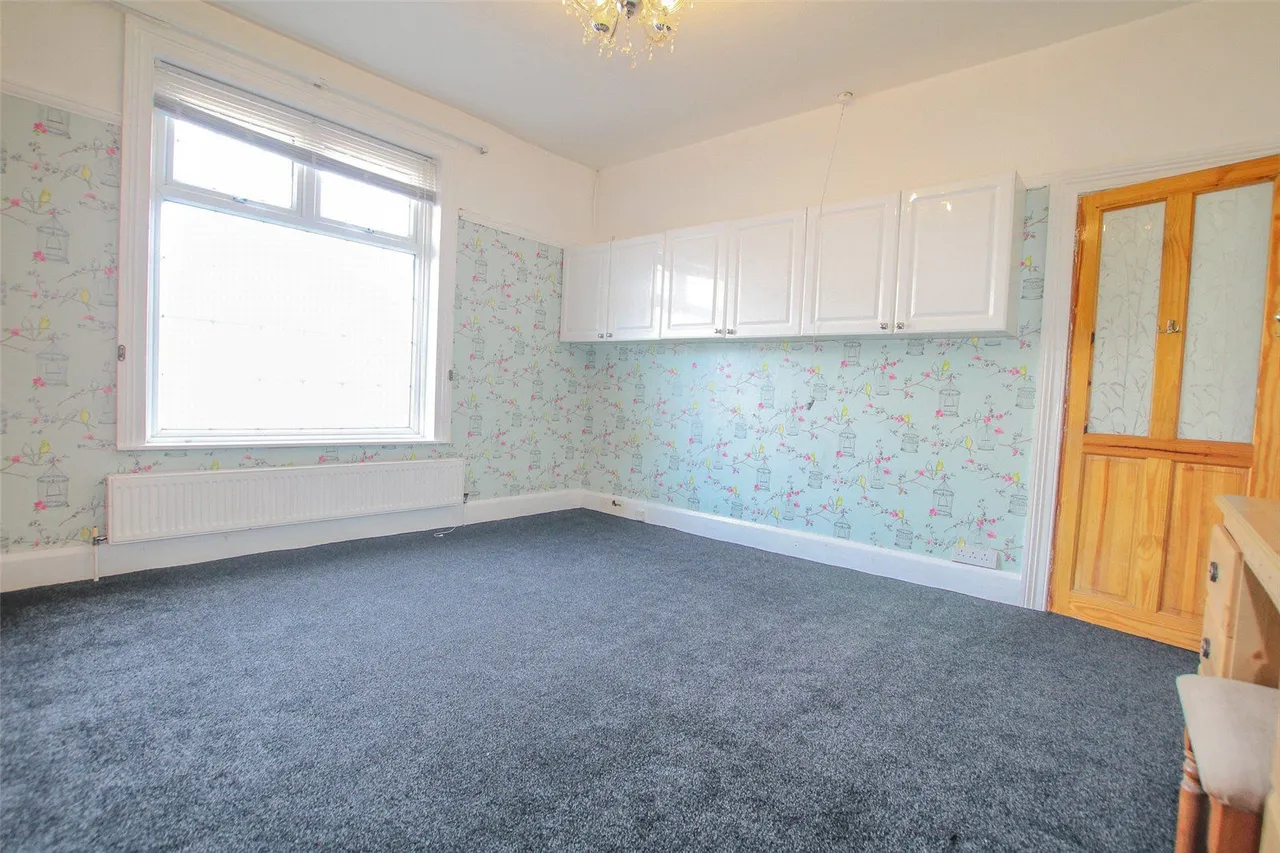 Tom Lane, Crosland Moor, HD4, photo 8