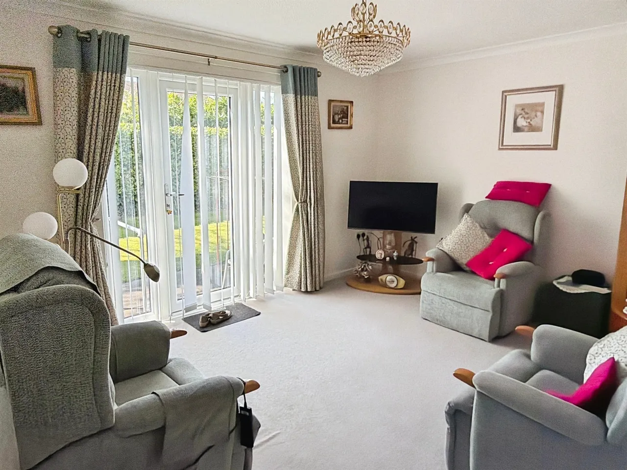 Exeter Gardens, Bourne, PE10, photo 4