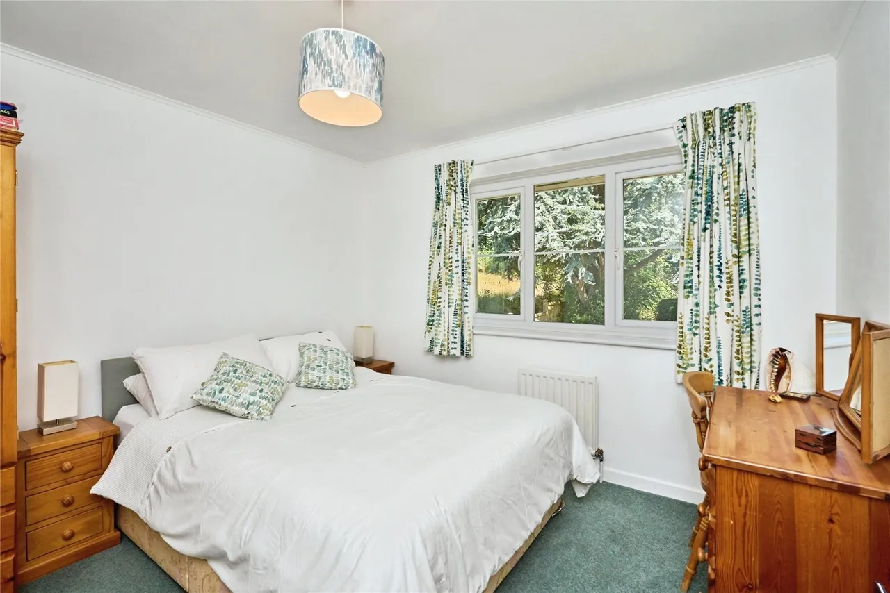 Northcourt Close, Shorwell, PO30, photo 17