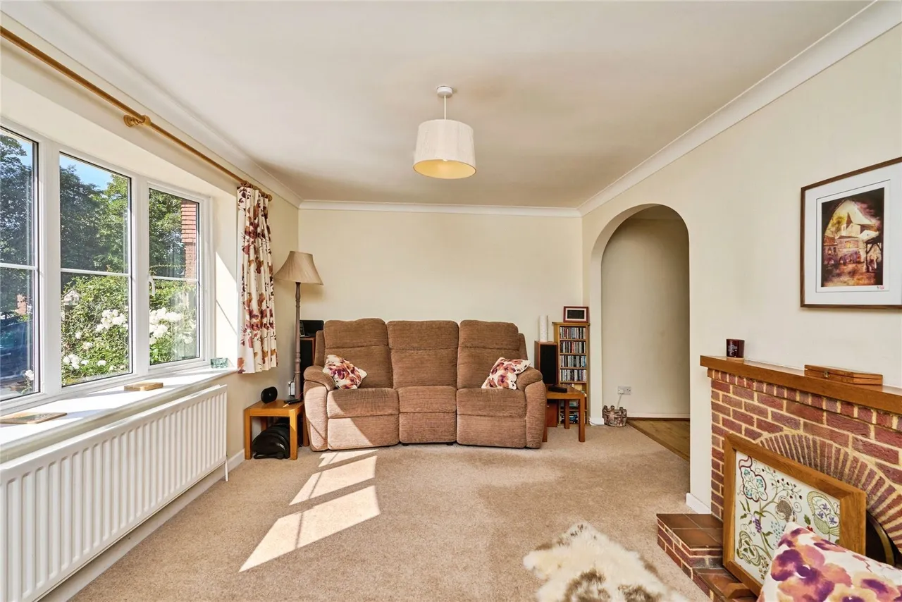 Northcourt Close, Shorwell, PO30, photo 5