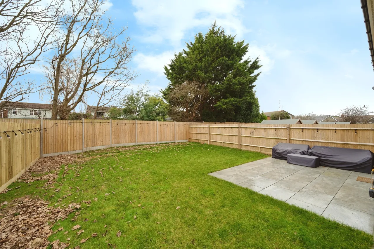 Sandeman Grove, Hayling Island, PO11, photo 12