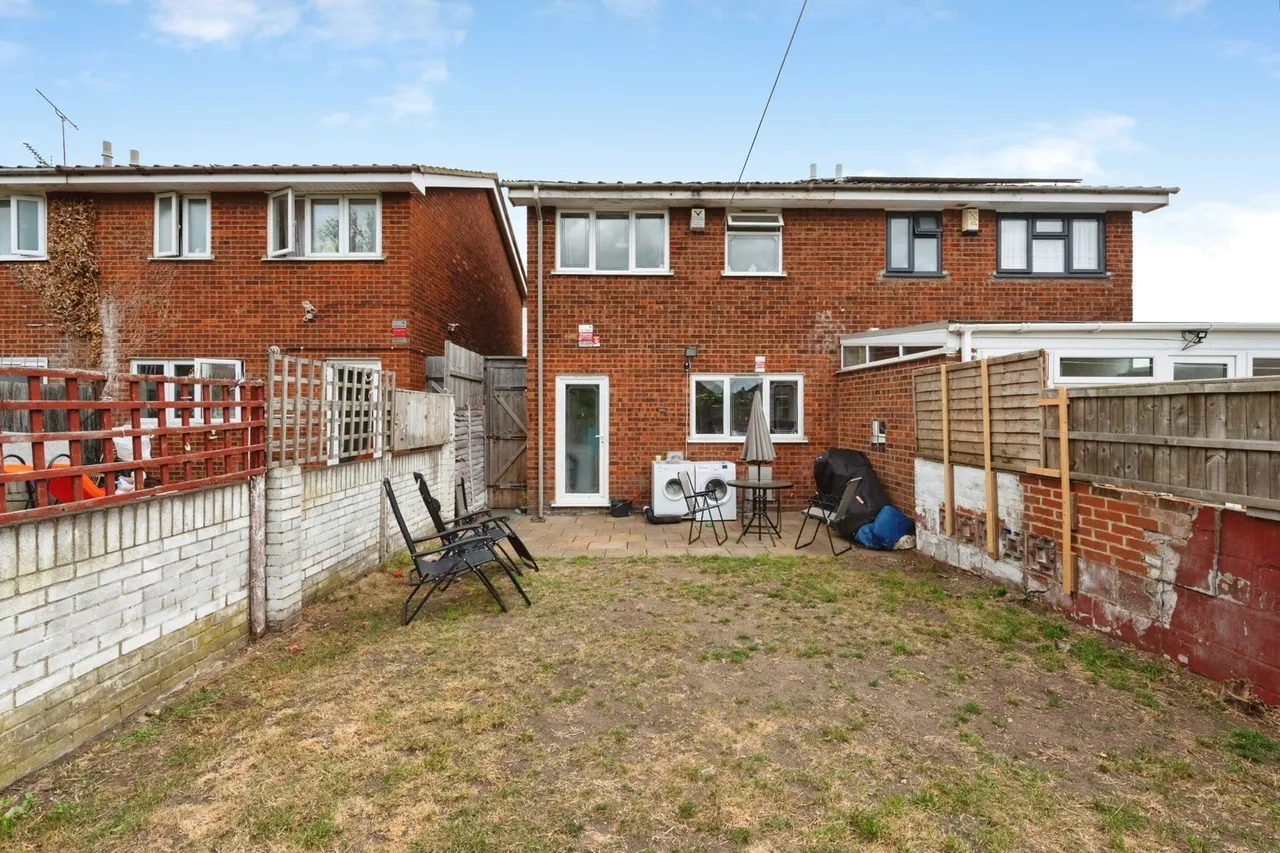 Mill Road, SOUTH OCKENDON, Essex, RM15, photo 10