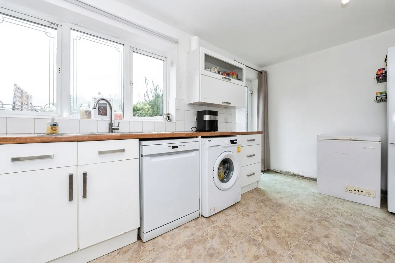 Mill Road, SOUTH OCKENDON, Essex, RM15, photo 15