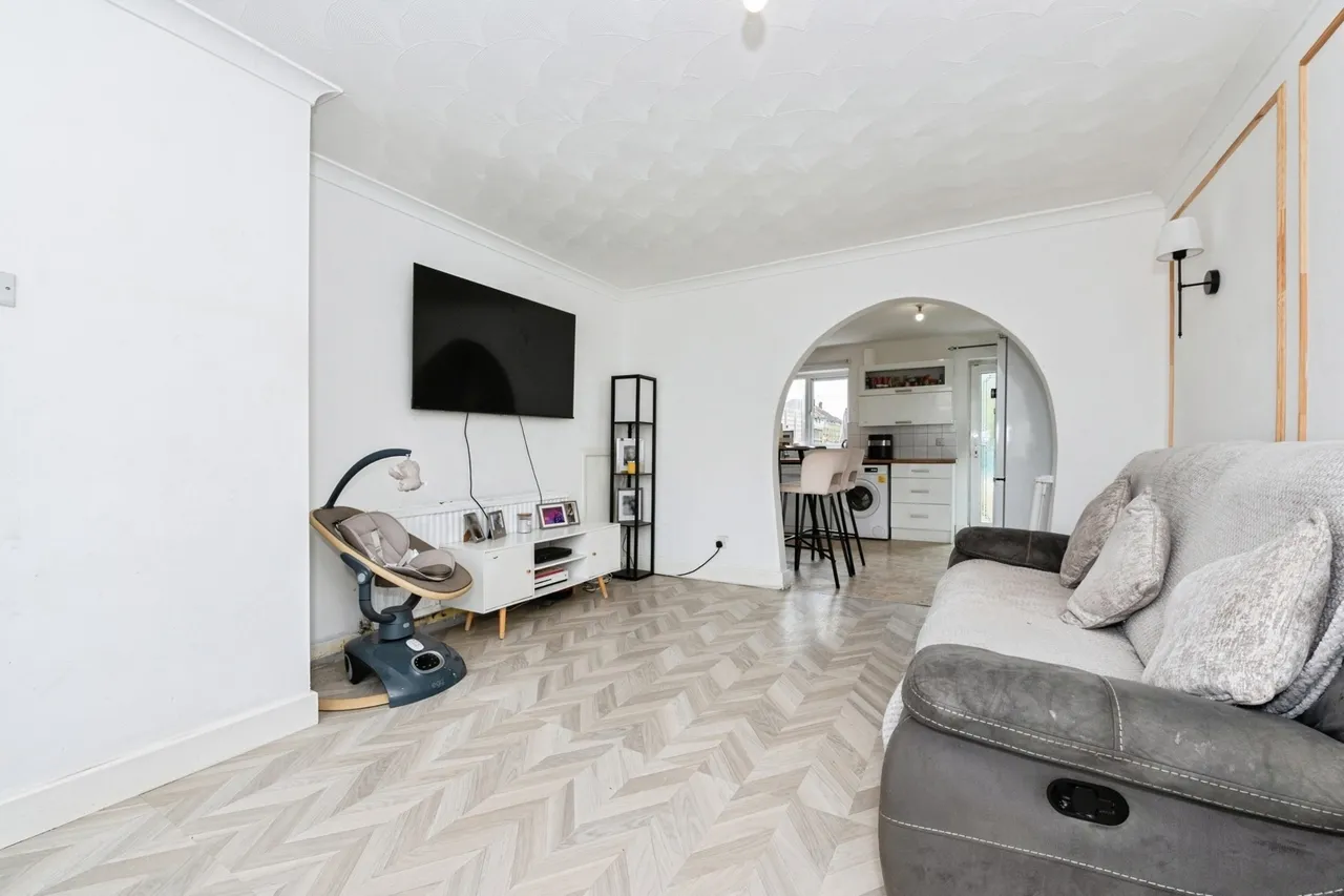 Mill Road, SOUTH OCKENDON, Essex, RM15, photo 12