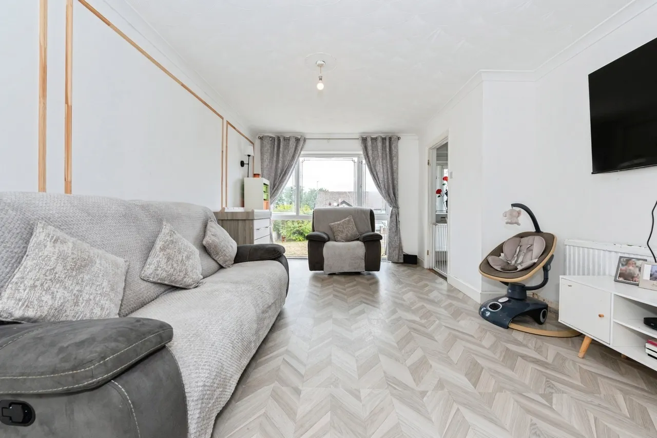 Mill Road, SOUTH OCKENDON, Essex, RM15, photo 3