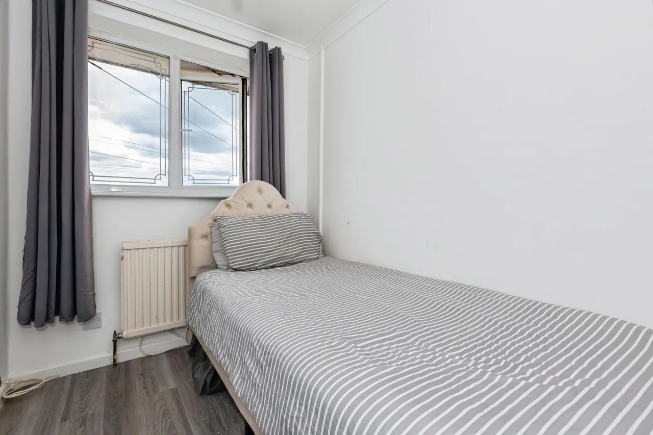 Mill Road, SOUTH OCKENDON, Essex, RM15, photo 7