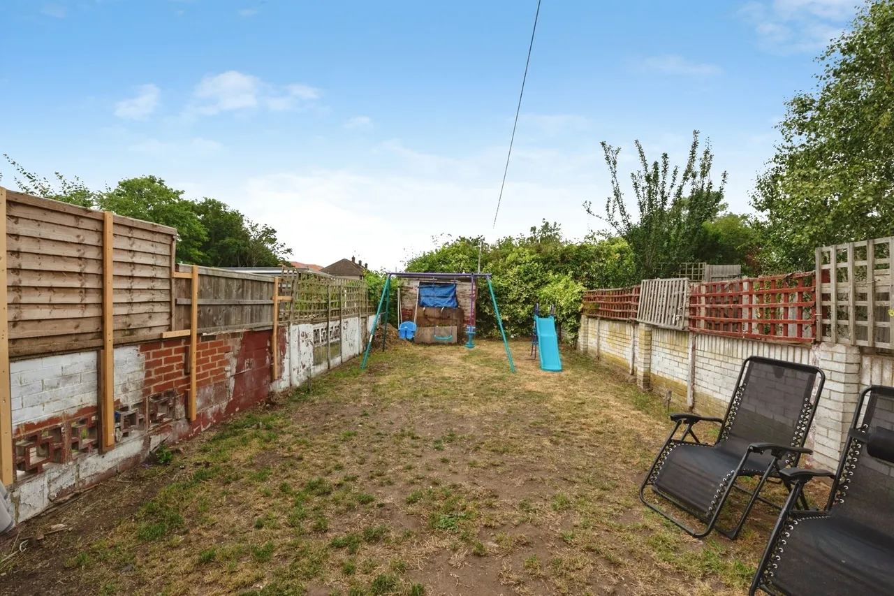 Mill Road, SOUTH OCKENDON, Essex, RM15, photo 14