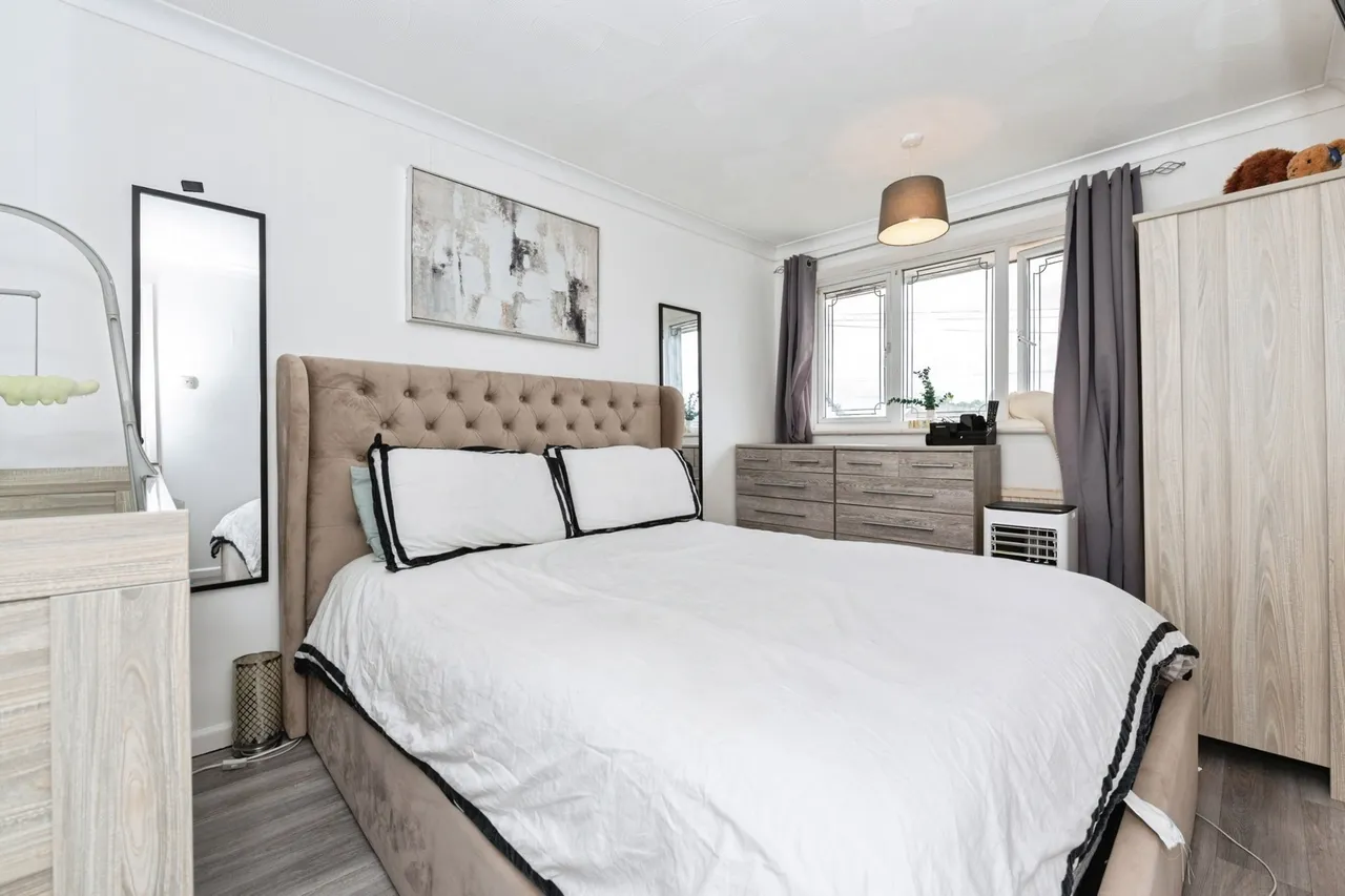 Mill Road, SOUTH OCKENDON, Essex, RM15, photo 5