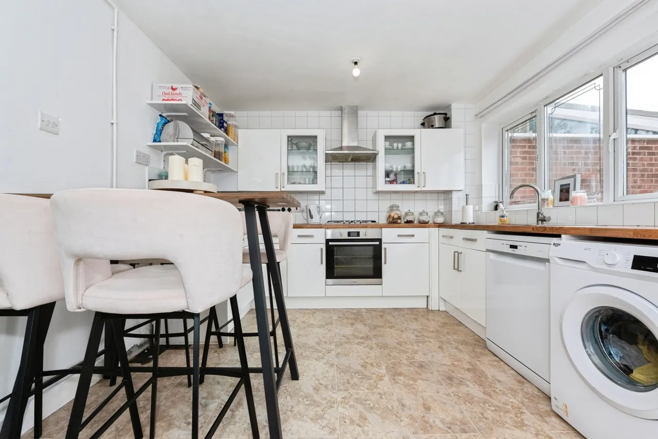 Mill Road, SOUTH OCKENDON, Essex, RM15, photo 13